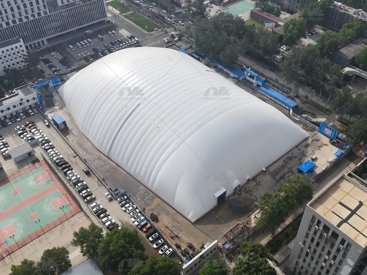 Deploying Weather-Resistant Large-Span Air Dome for Isolated and Quiet Construction
